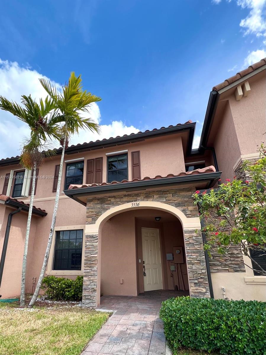 BELLAGIO VILLAS - Residential