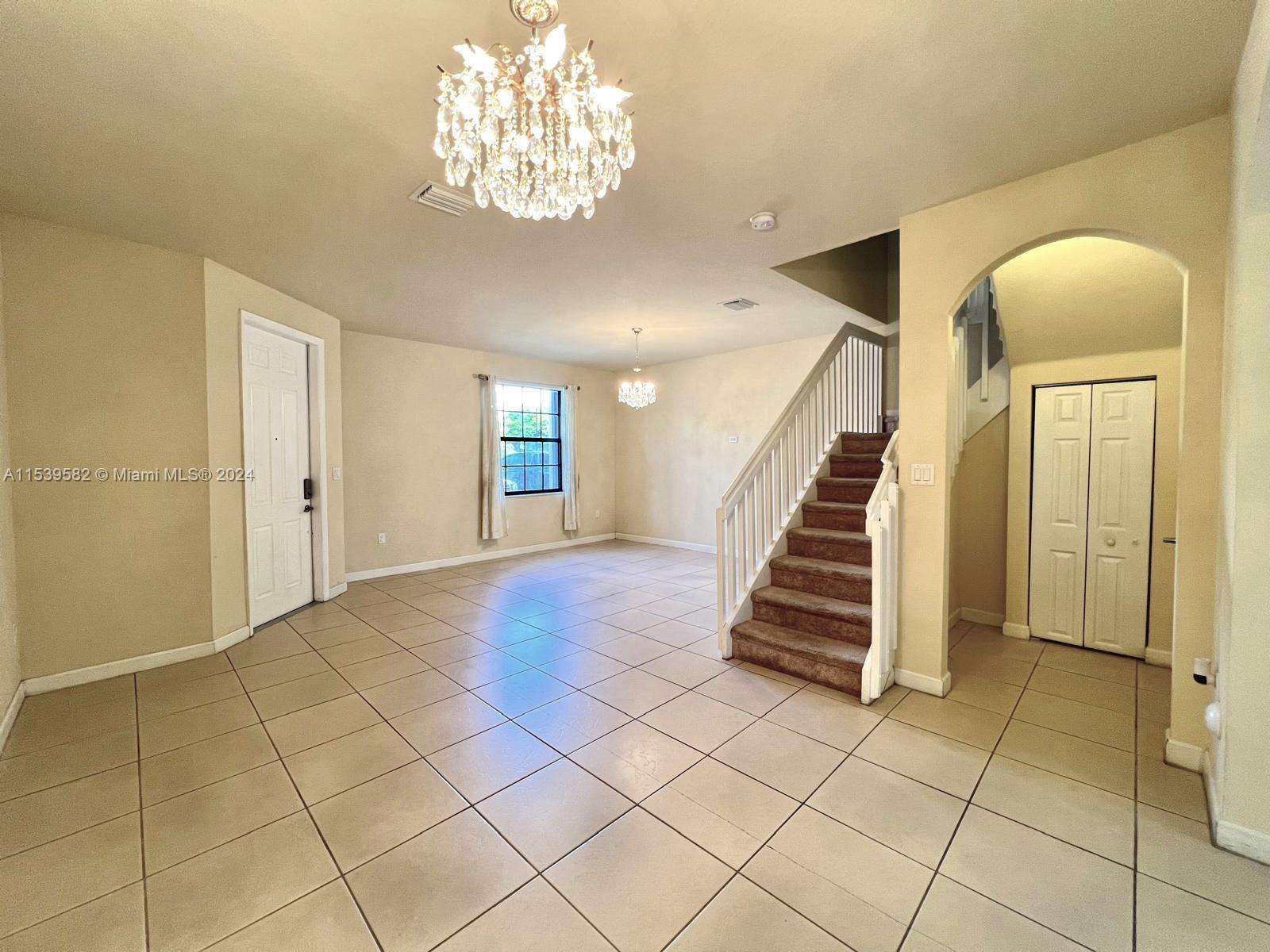 BELLAGIO VILLAS - Residential