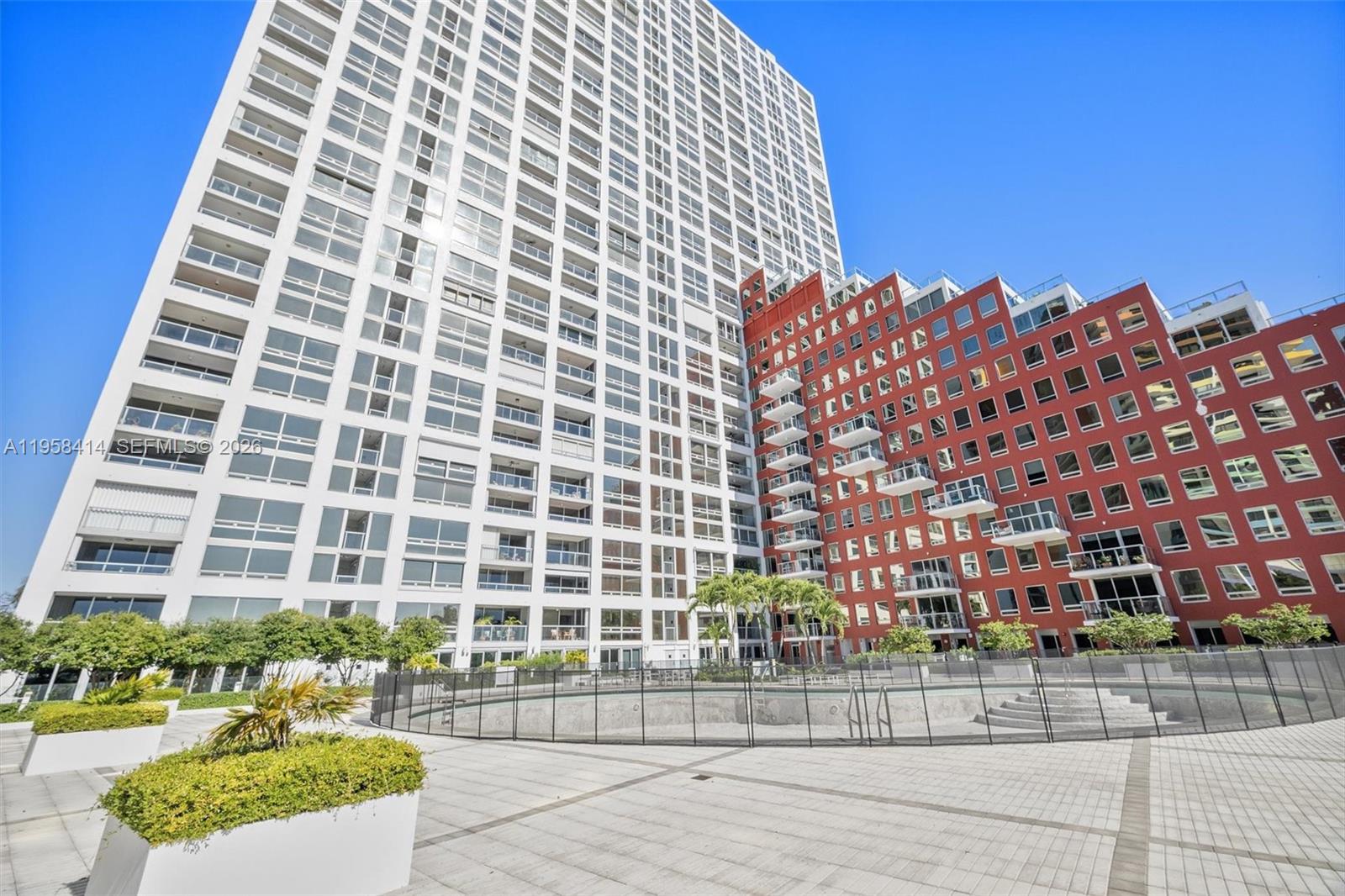 THE PALACE CONDO - Residential Lease