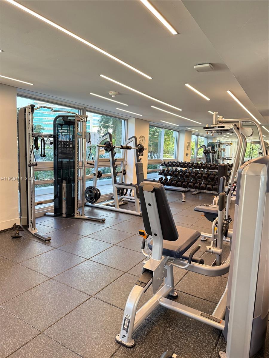 THE PALACE CONDO - Residential Lease