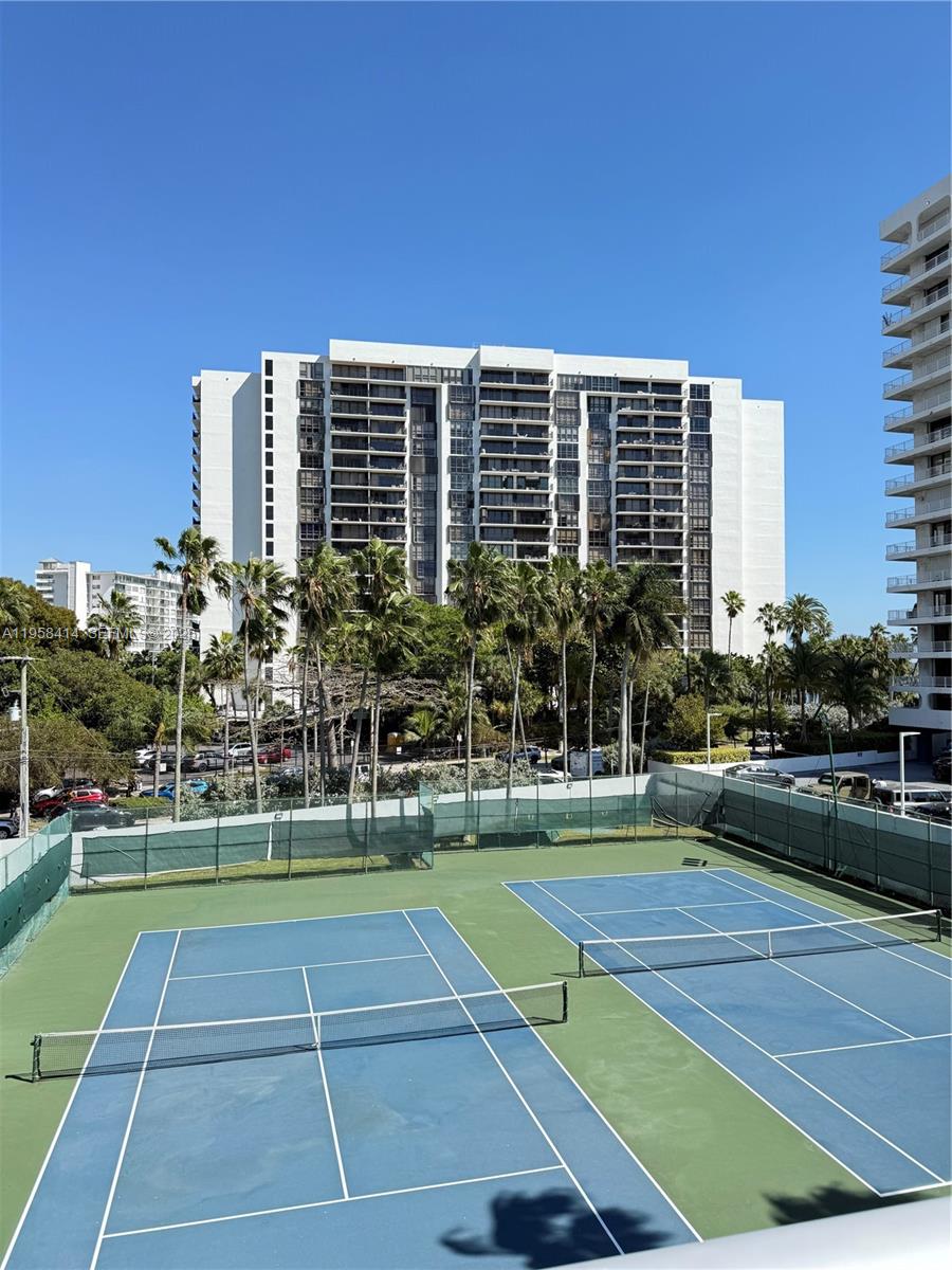 THE PALACE CONDO - Residential Lease