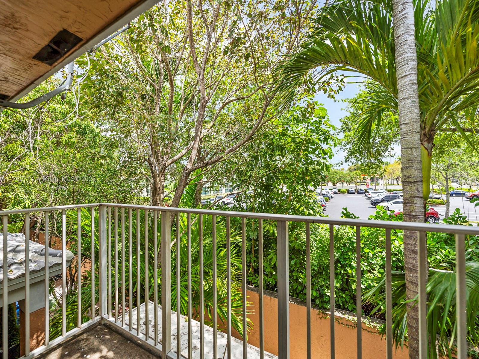 SARTORI LAKE - Residential Lease