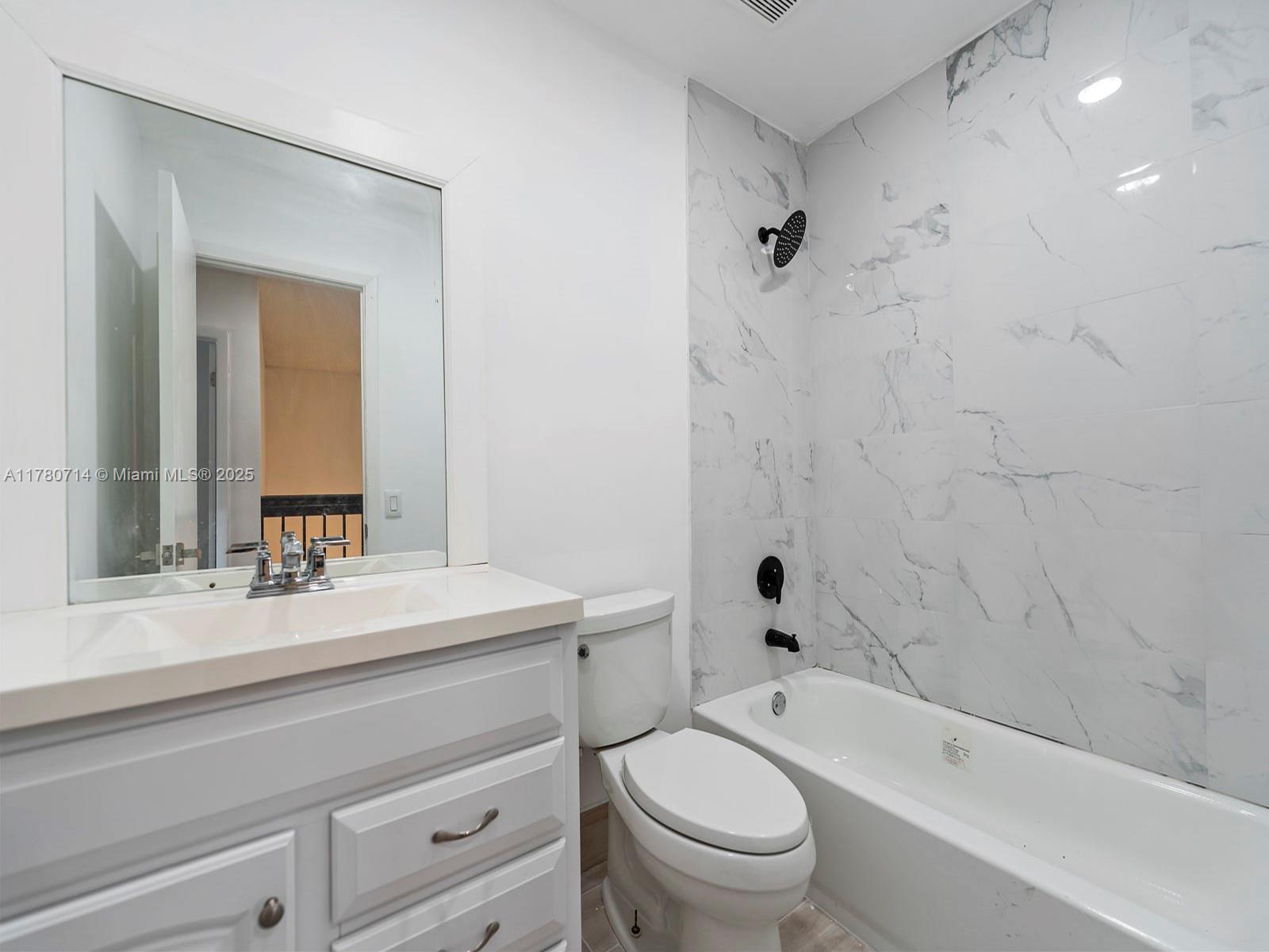 SARTORI LAKE - Residential Lease