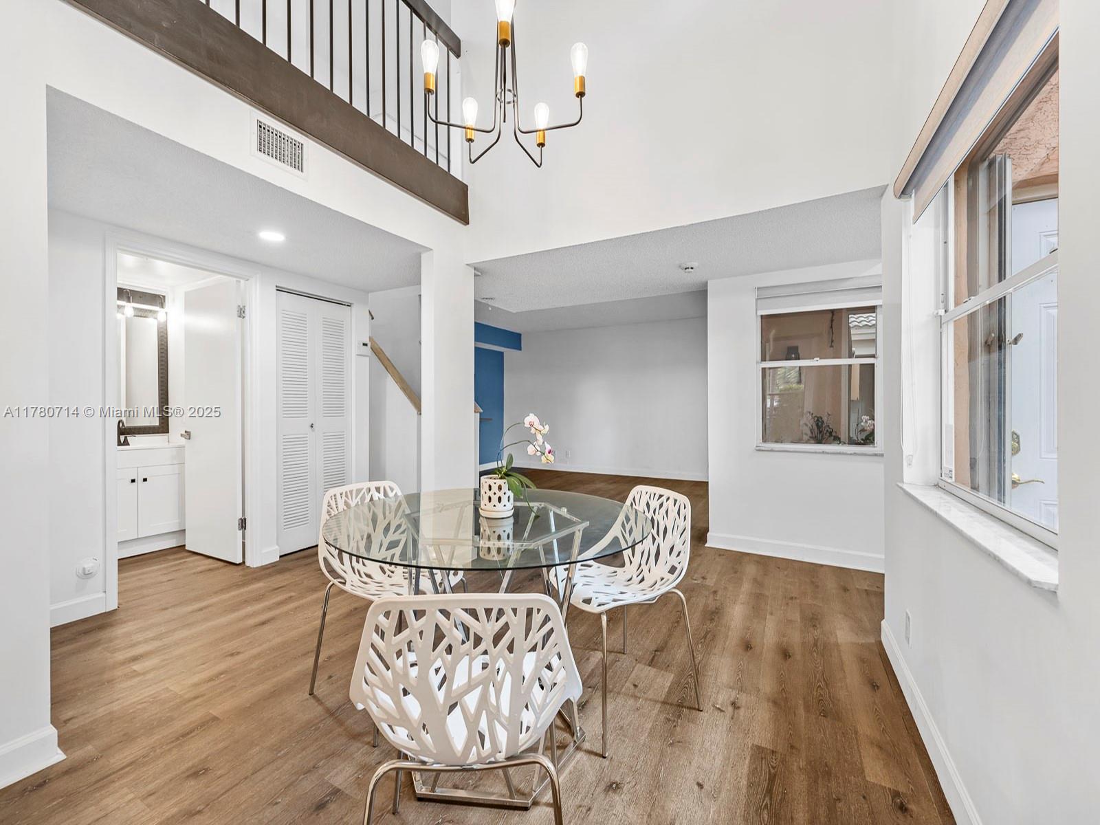 SARTORI LAKE - Residential Lease