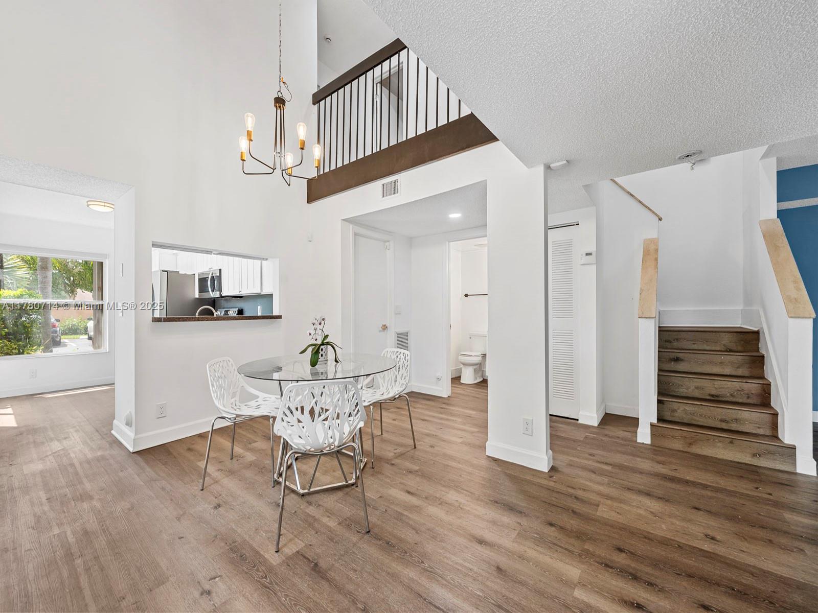 SARTORI LAKE - Residential Lease