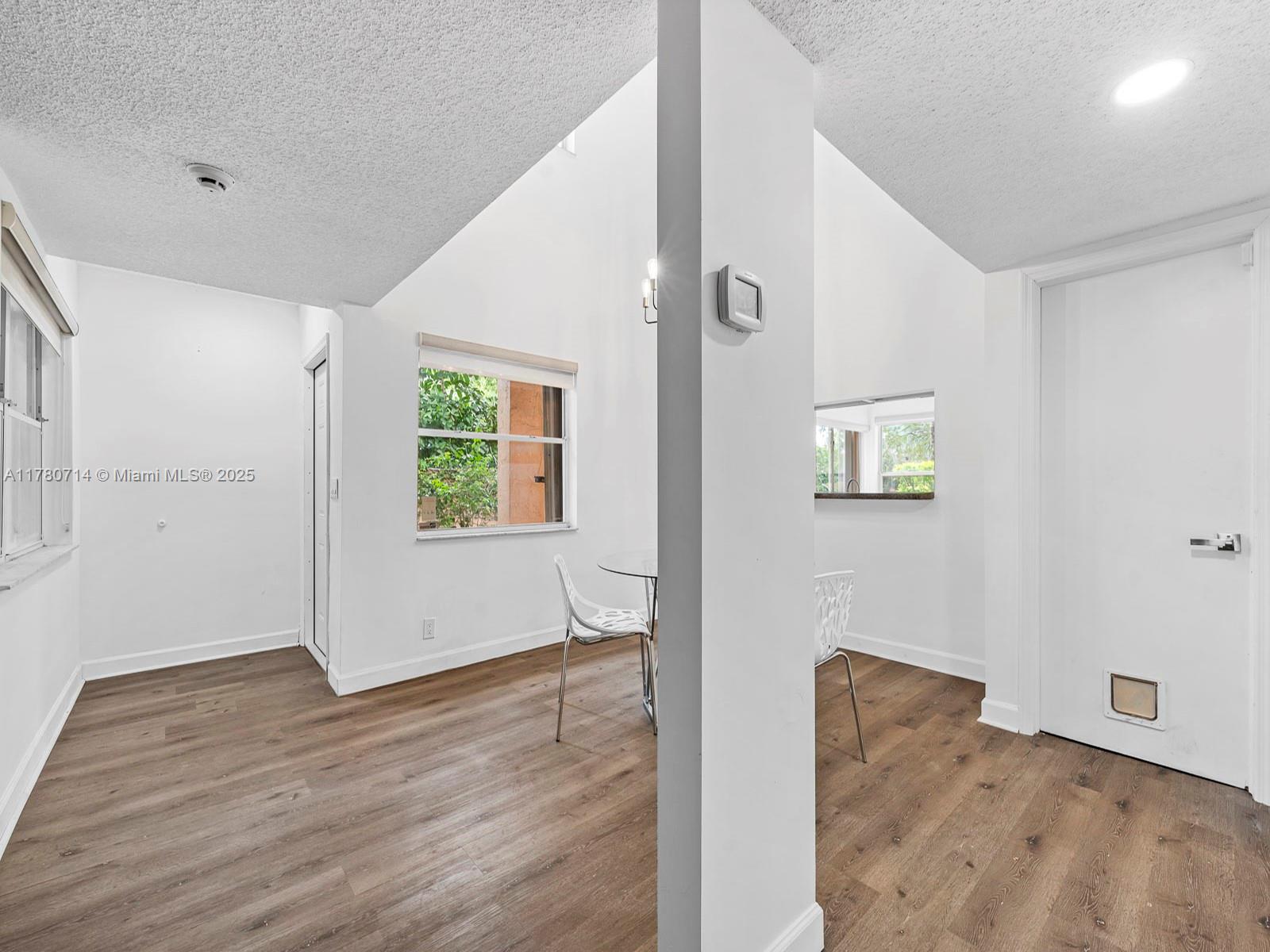 SARTORI LAKE - Residential Lease