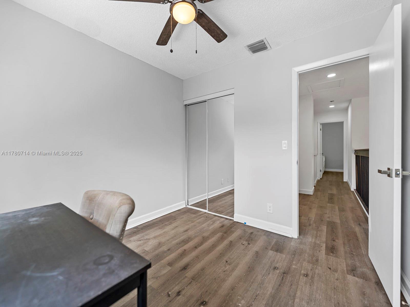 SARTORI LAKE - Residential Lease