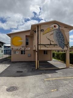 HAILEAH 7TH ADDN - Residential Lease