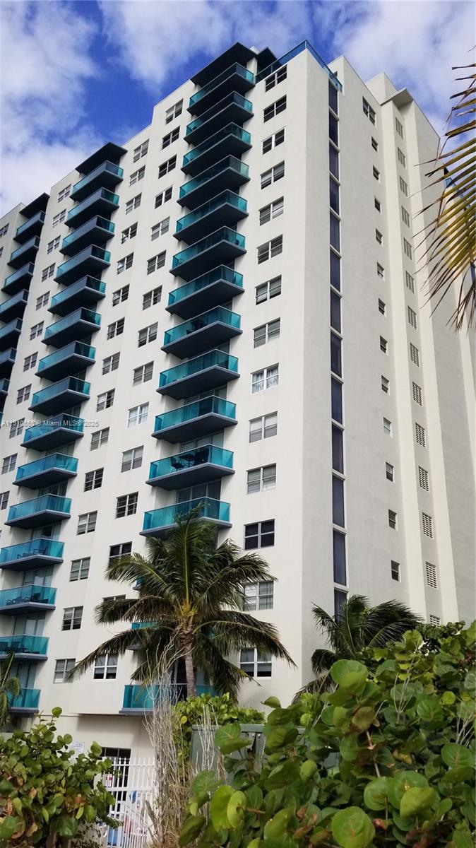 SIAN OCEAN RESIDENCES CON - Residential