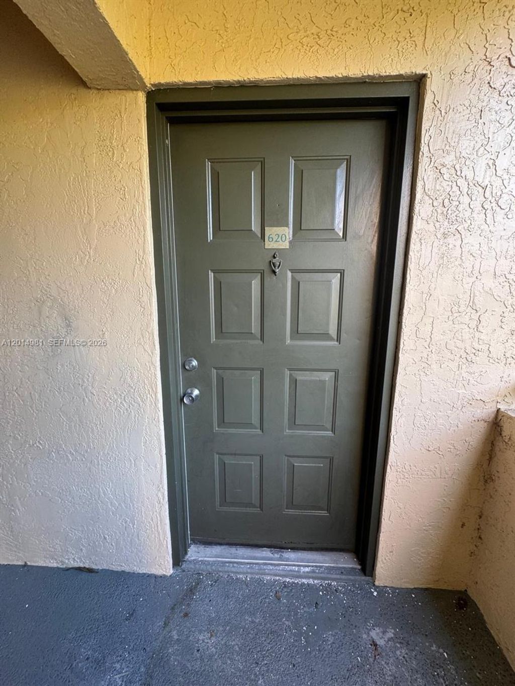 Photo of 9999 Summerbreeze Dr #620, Sunrise, FL 33322 (MLS # A12014981)