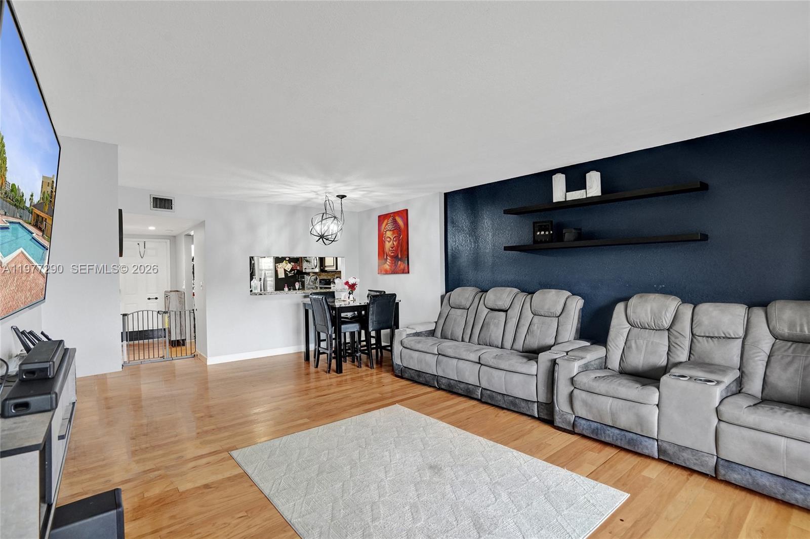 ISLES OF INVERRARY II CON - Residential