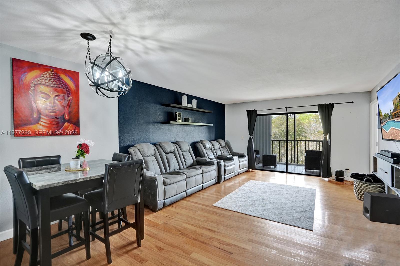 ISLES OF INVERRARY II CON - Residential