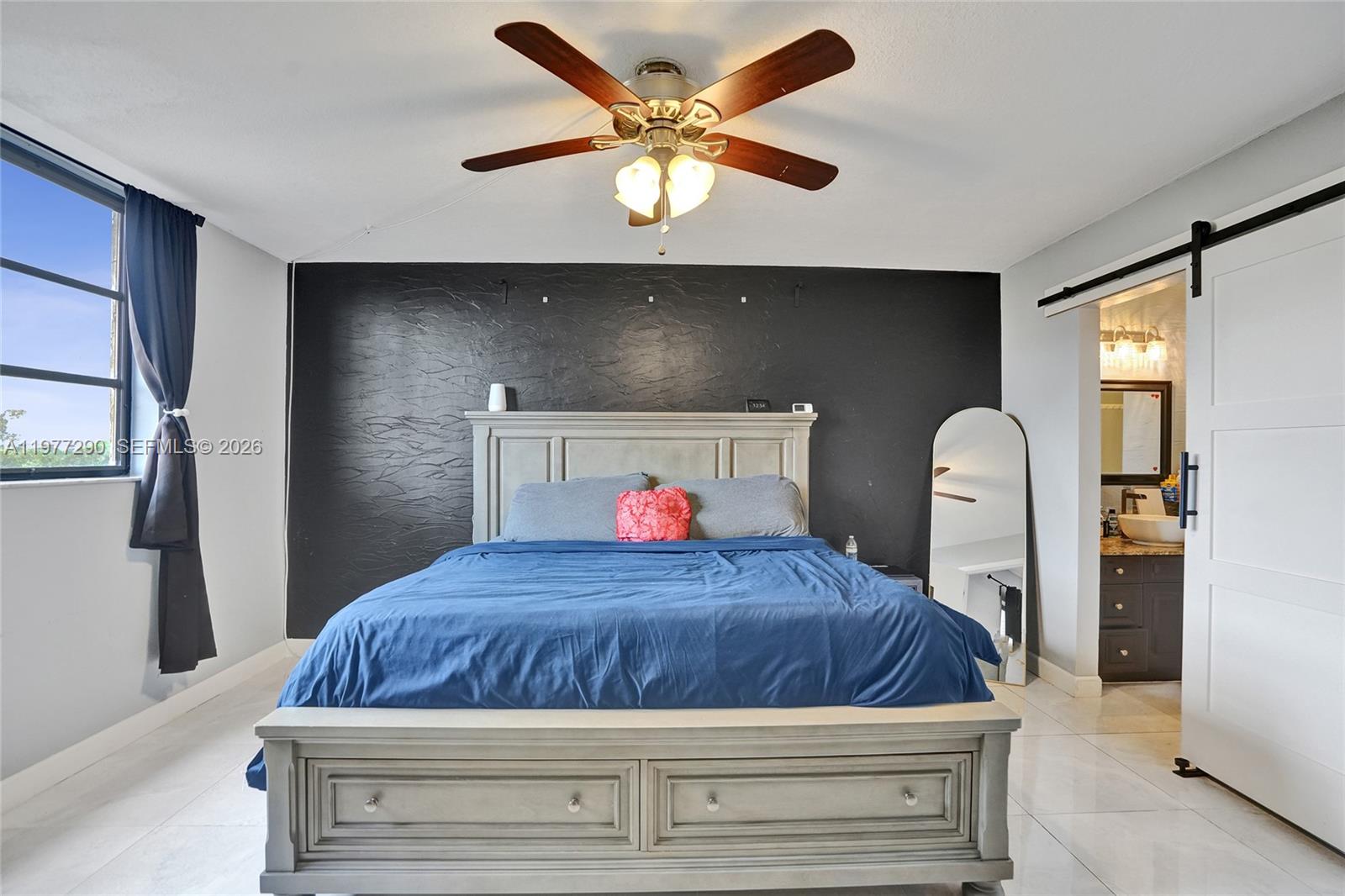 ISLES OF INVERRARY II CON - Residential