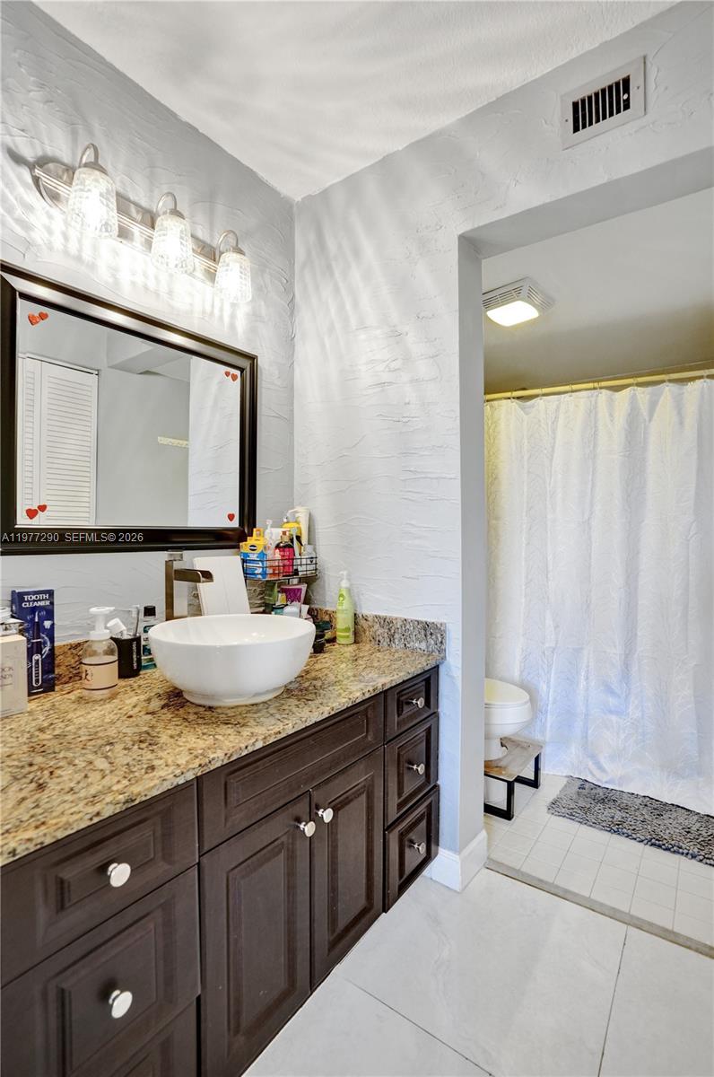 ISLES OF INVERRARY II CON - Residential