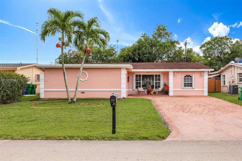 Photo of 6370 SW 33rd St, Miramar, FL 33023 (MLS # A11953547)