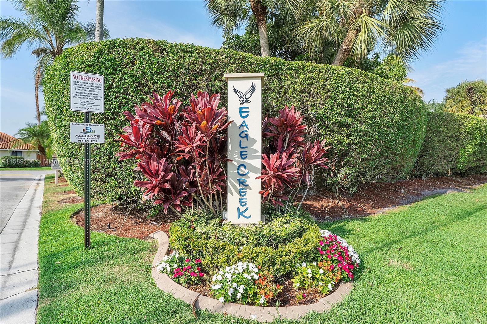 PEMBROKE LAKES SOUTH - Residential