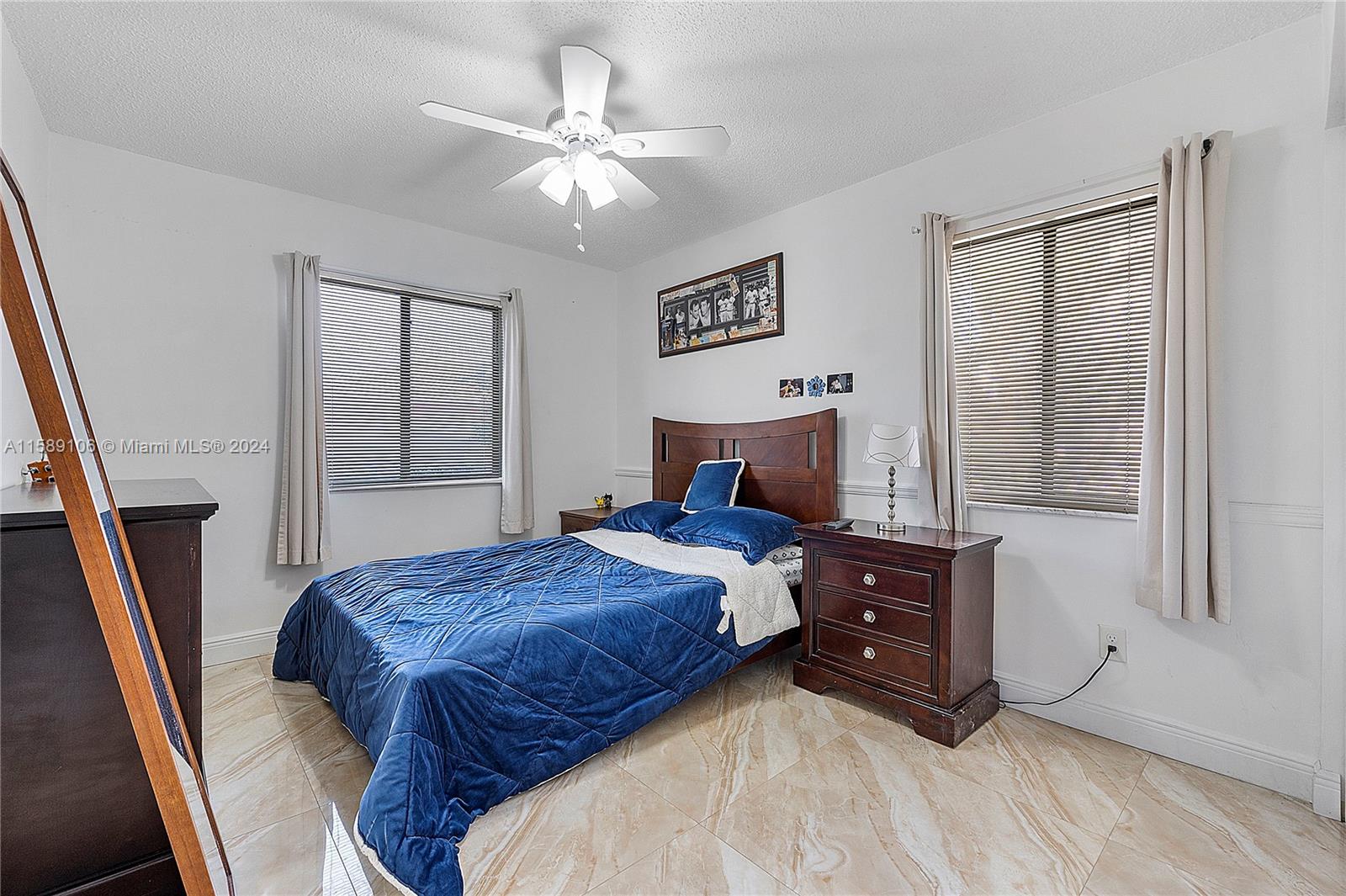 PEMBROKE LAKES SOUTH - Residential