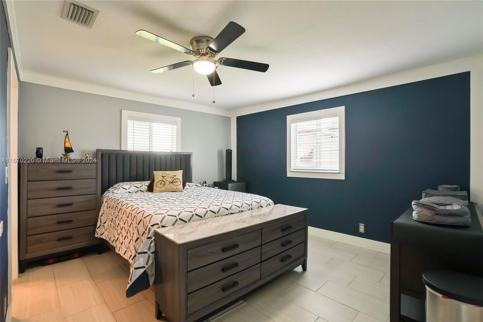 LAUDERDALE WEST SEC 4 - Residential