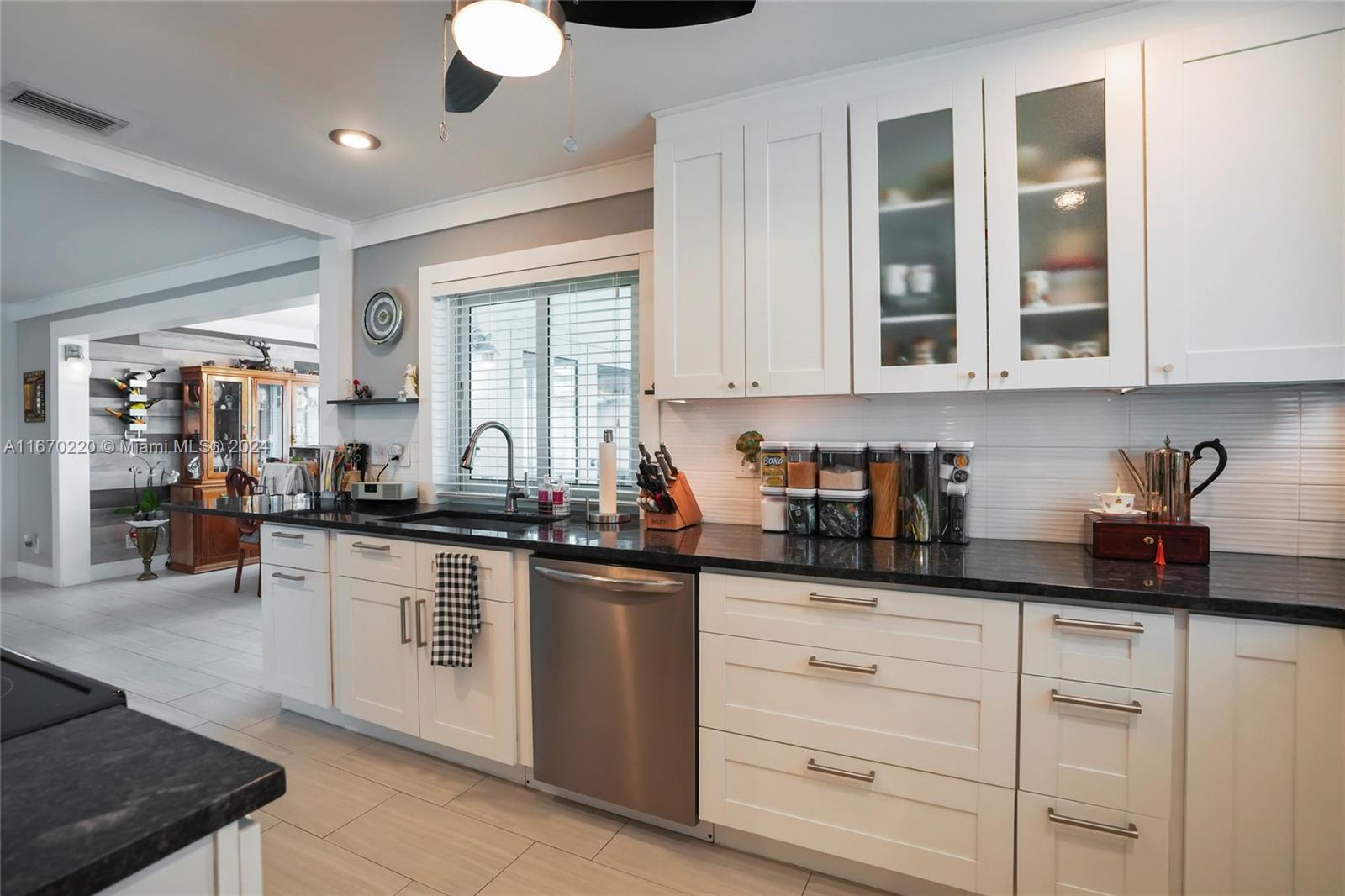 LAUDERDALE WEST SEC 4 - Residential