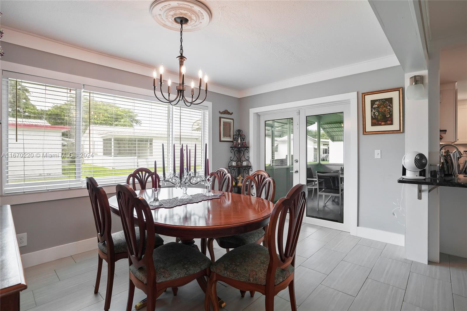 LAUDERDALE WEST SEC 4 - Residential