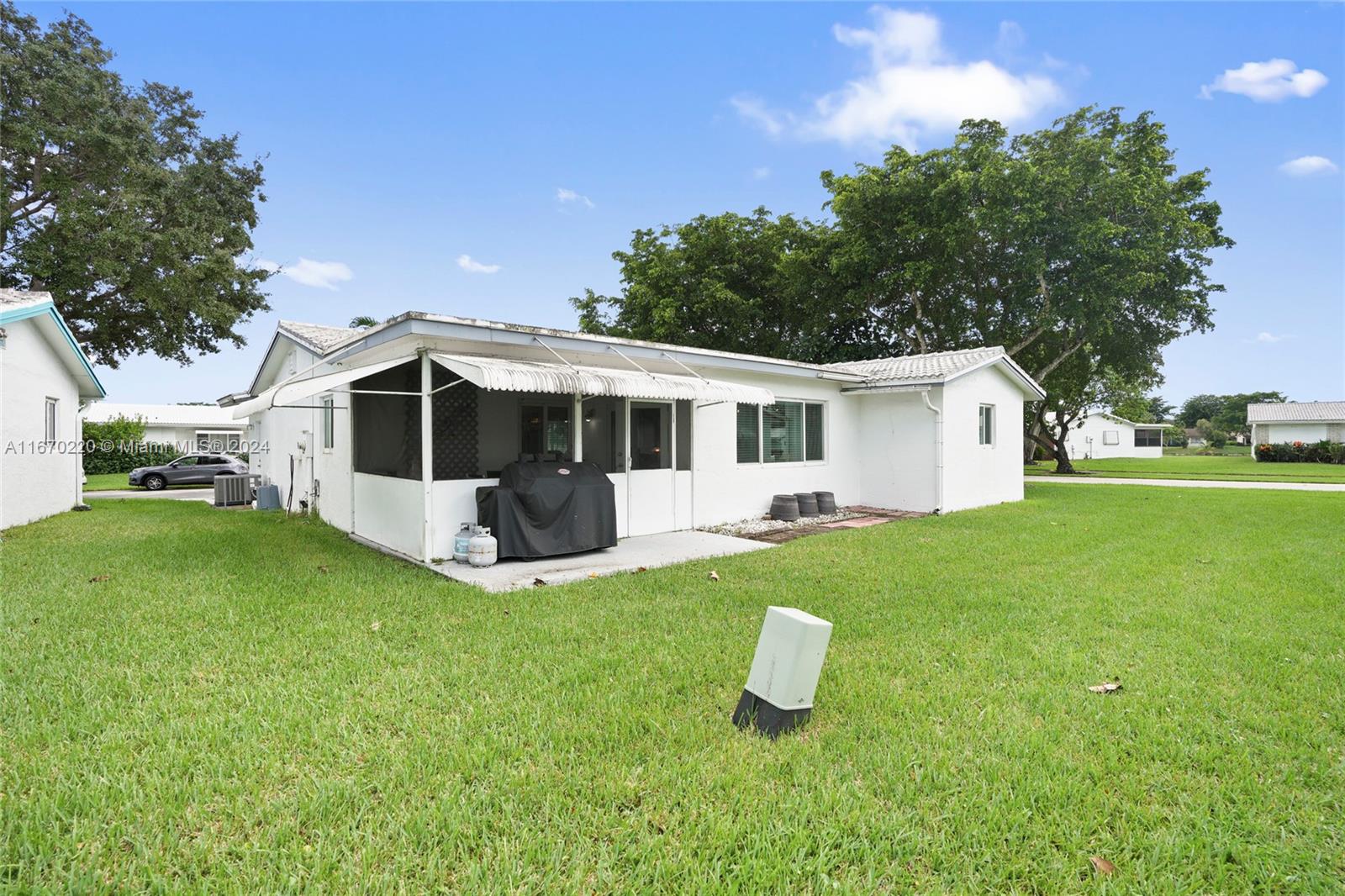 LAUDERDALE WEST SEC 4 - Residential