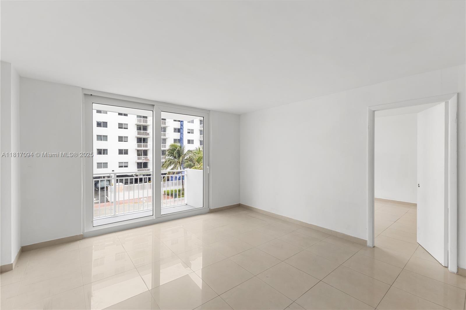 345 Ocean Dr 321