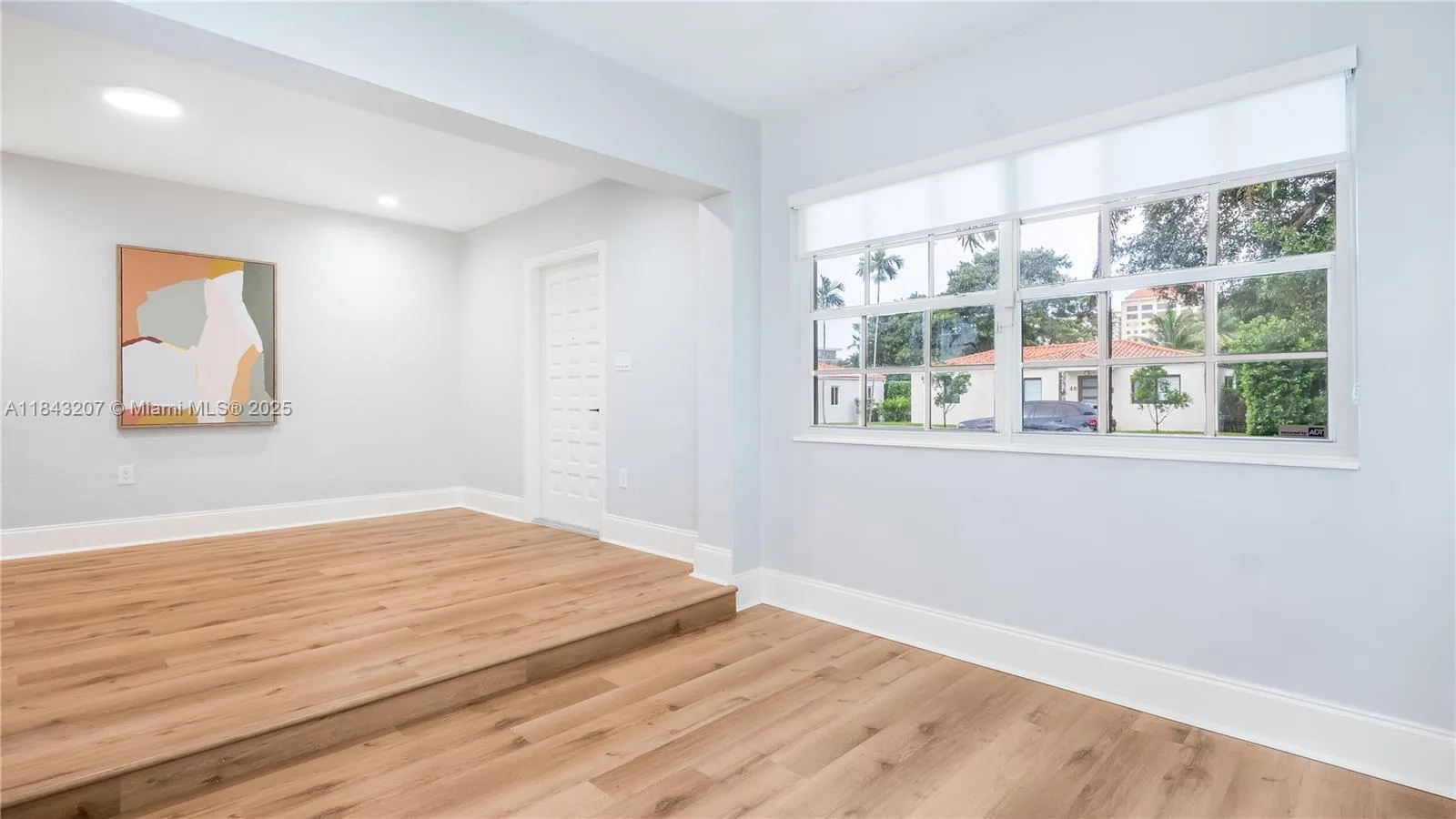 Coral Gables, Florida 33134, United States, 3 Bedrooms Bedrooms, ,1 BathroomBathrooms,Residential,Active,174020