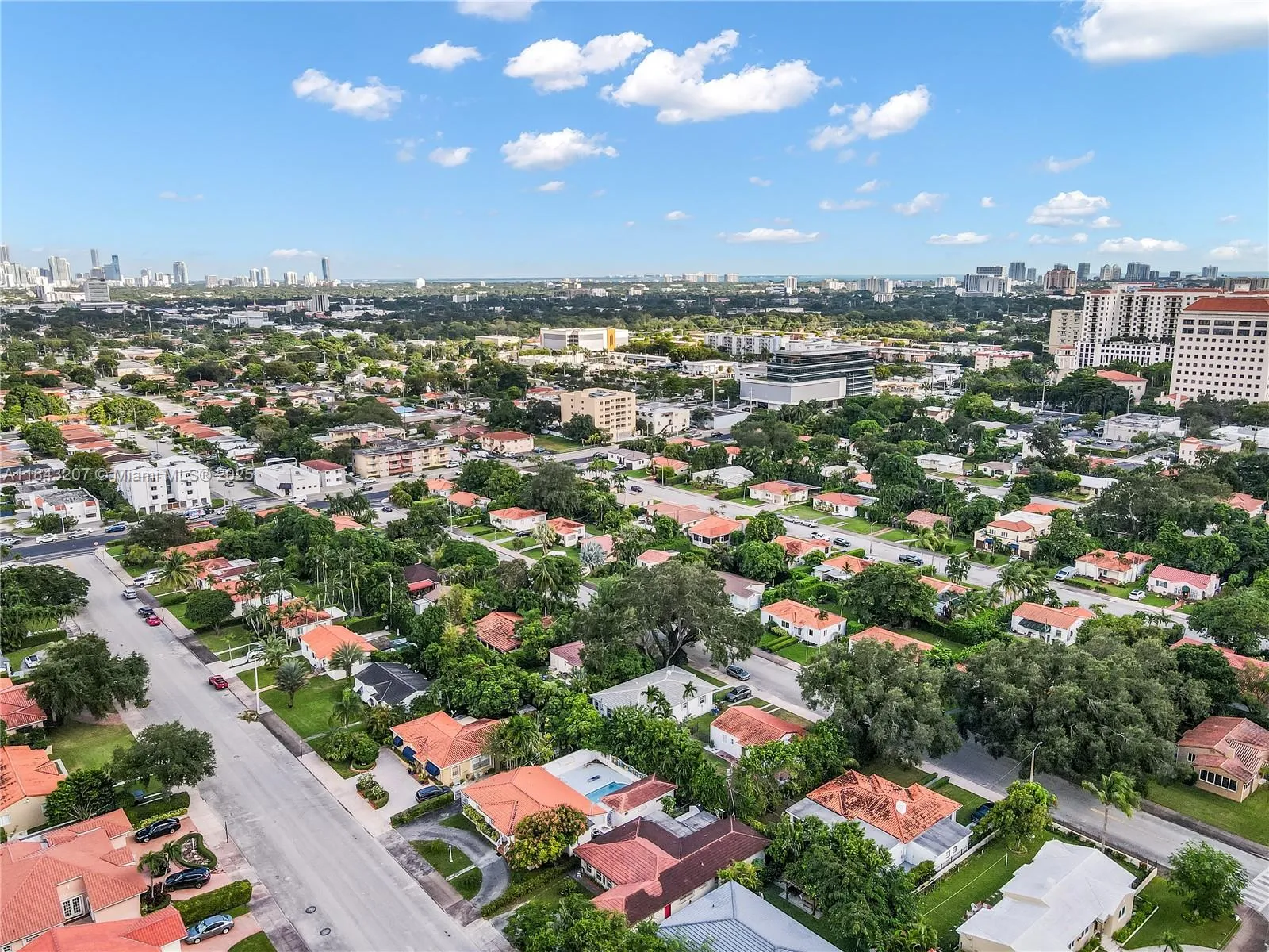 Coral Gables, Florida 33134, United States, 3 Bedrooms Bedrooms, ,1 BathroomBathrooms,Residential,Active,174020