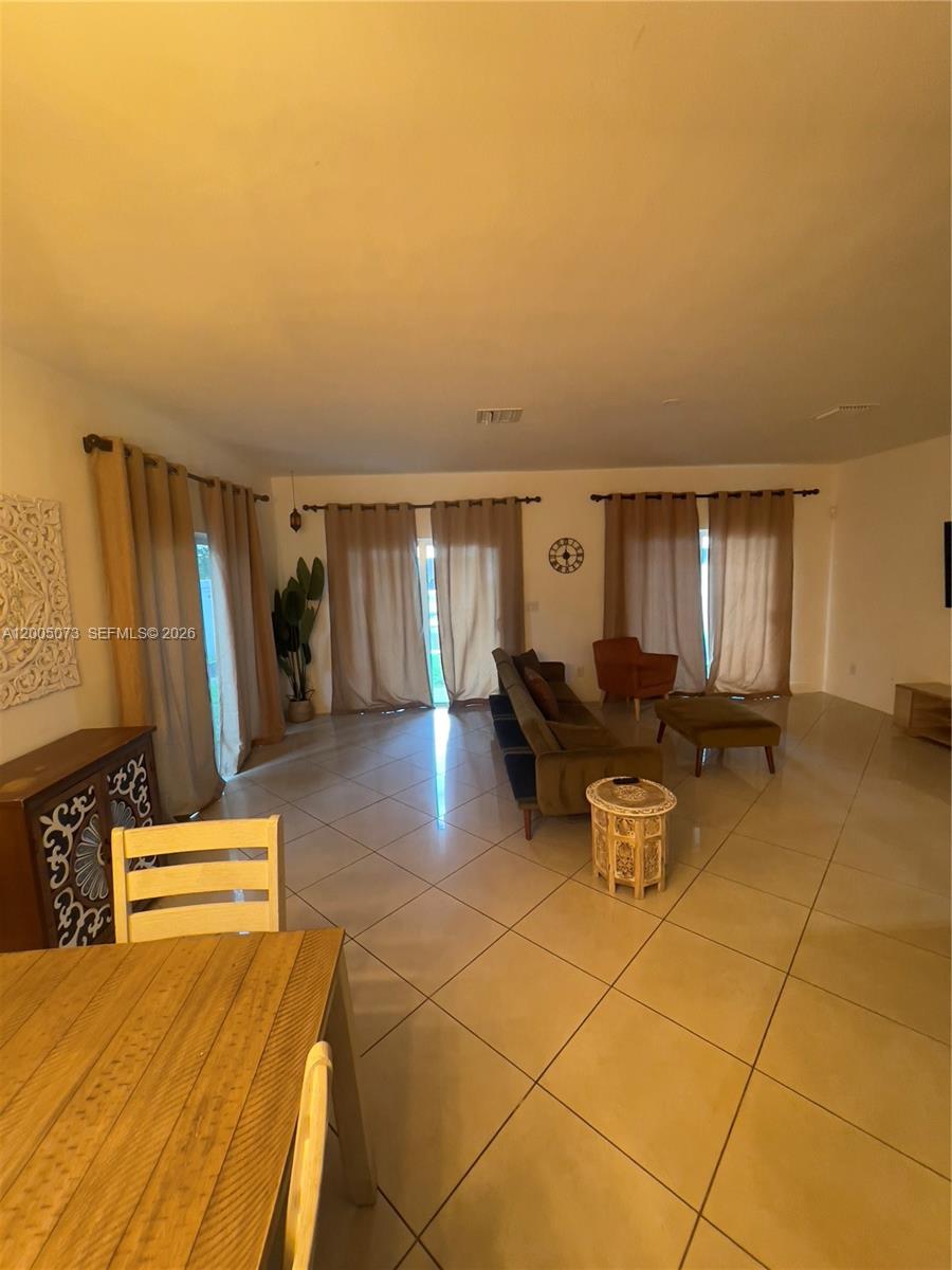 SEACREST ISLES 1 ADD - Residential Lease