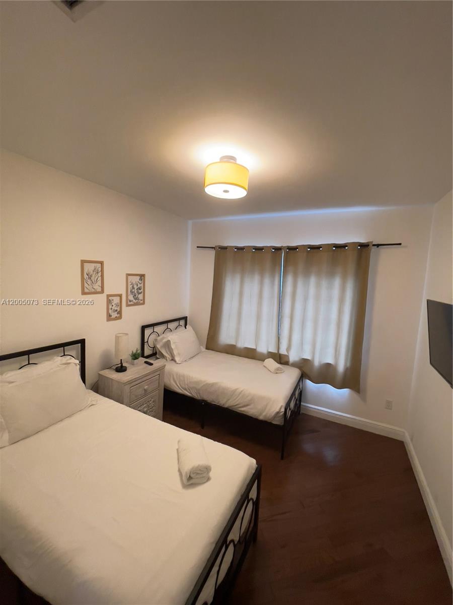 SEACREST ISLES 1 ADD - Residential Lease