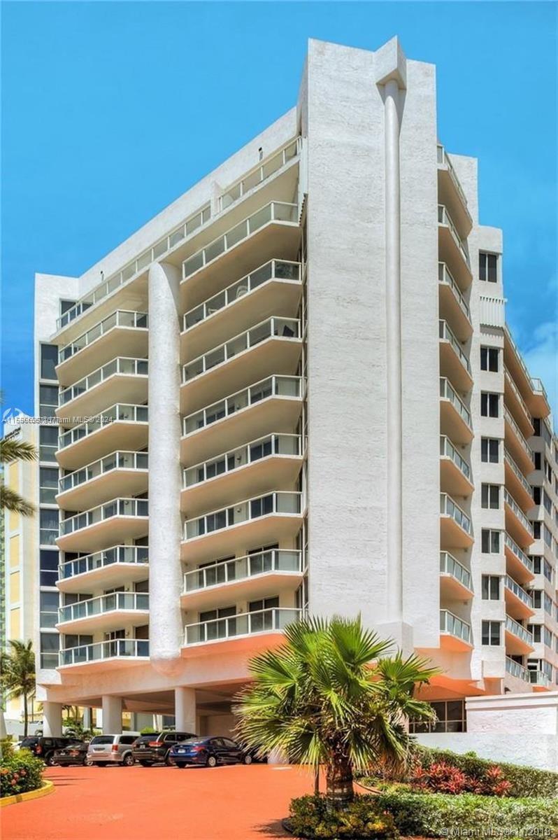 17275 Collins Ave 603