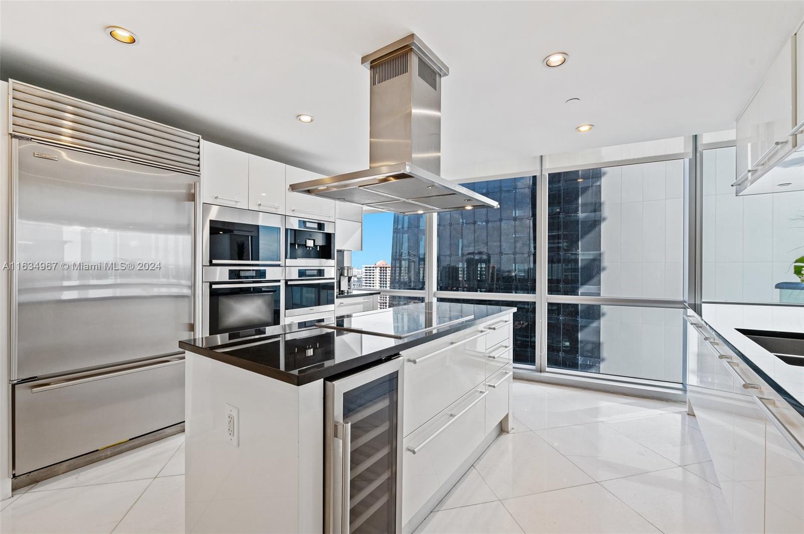 17121 Collins Ave 2108