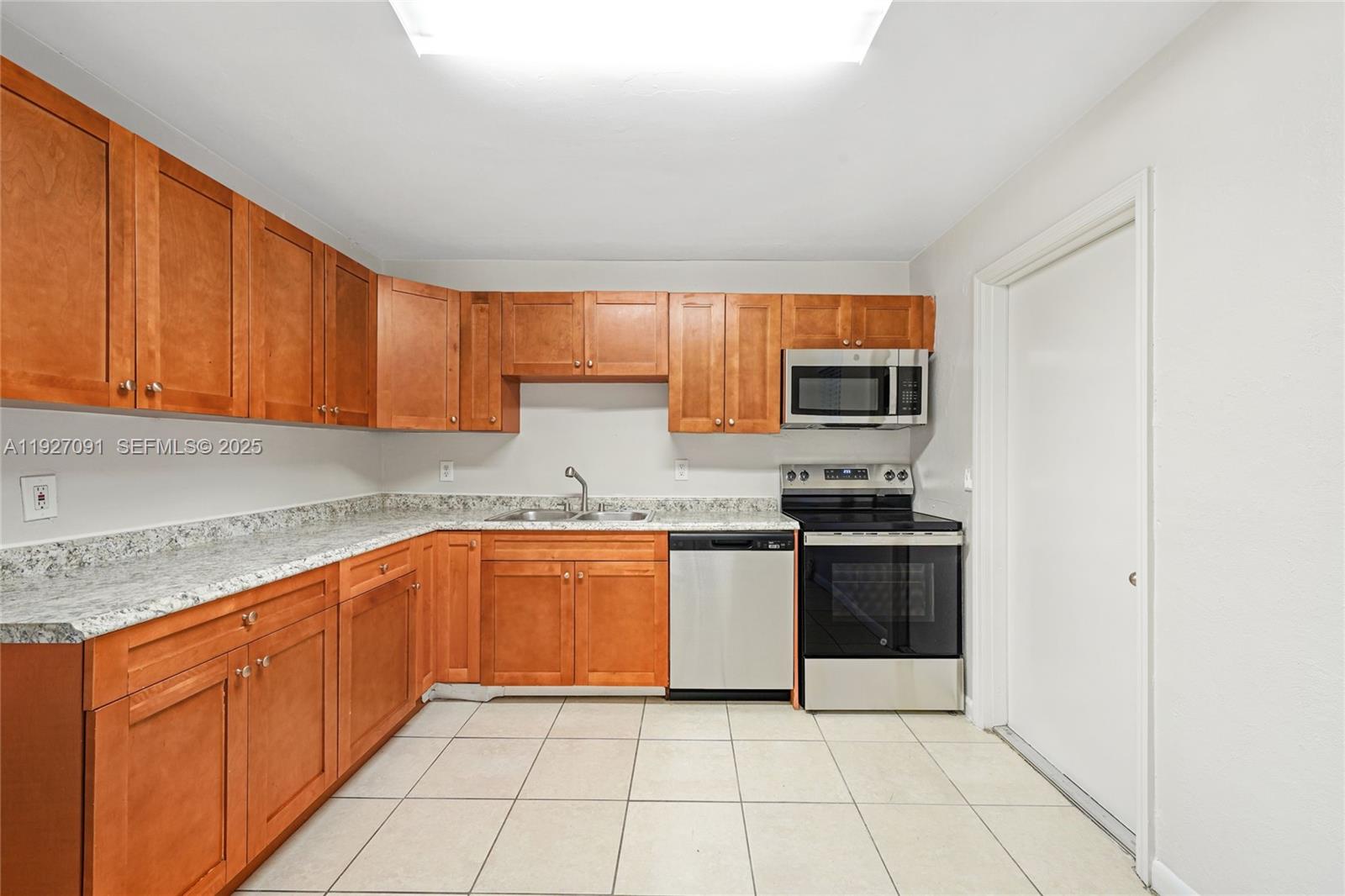 FAIRFAX BROLLIAR ADD - Residential