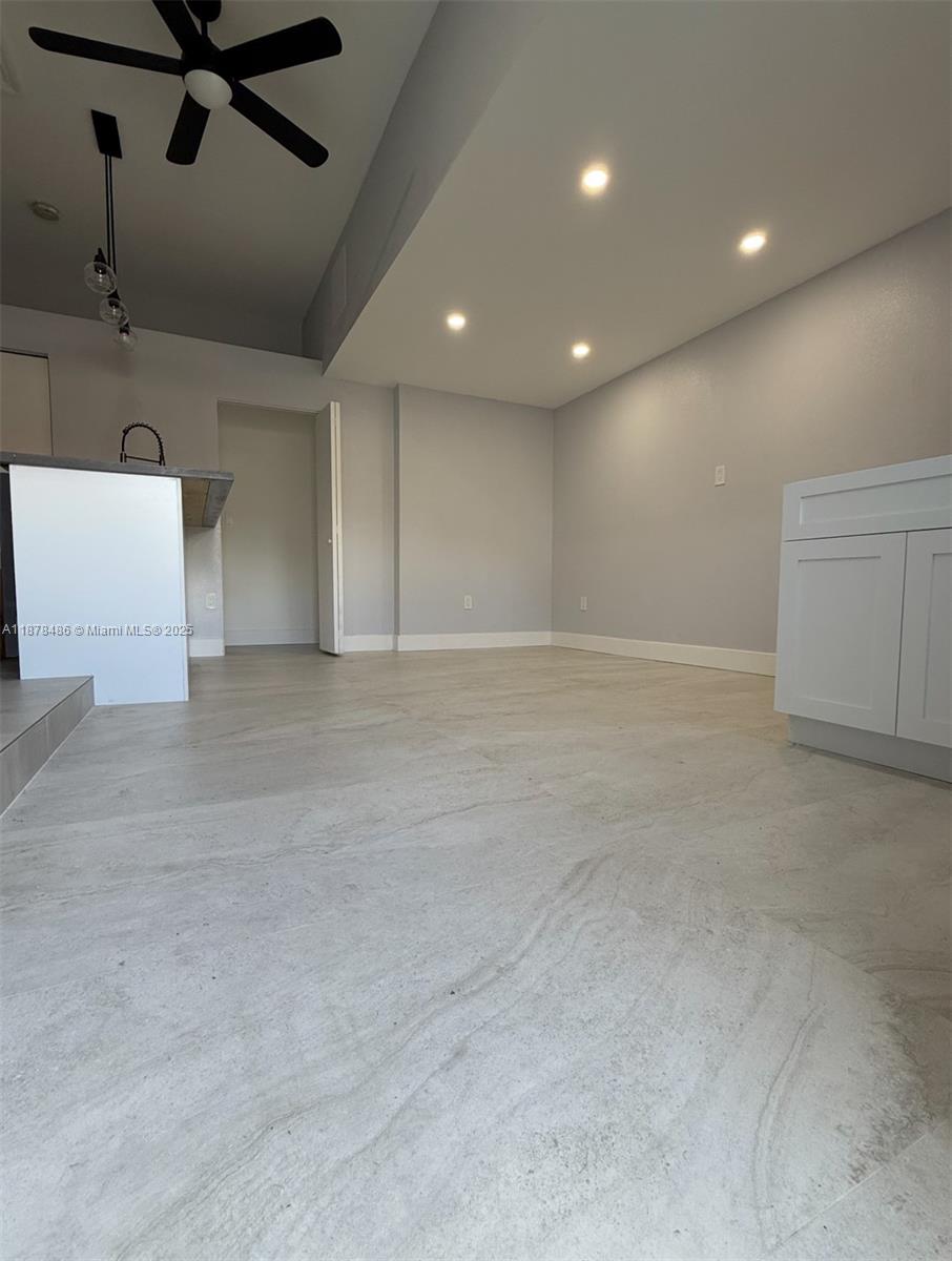 Brand new, fully updated studio in the South Miami area! Tiled throughout, brand new washer & dryer, modern appliances, upgraded bathroom and private fenced yard. This unit offers flexible options: Studio only $1850/M
with bedroom $2150/M
Move-in ready and perfect for a single person or a couple looking for a stylish, modern space with privacy.
