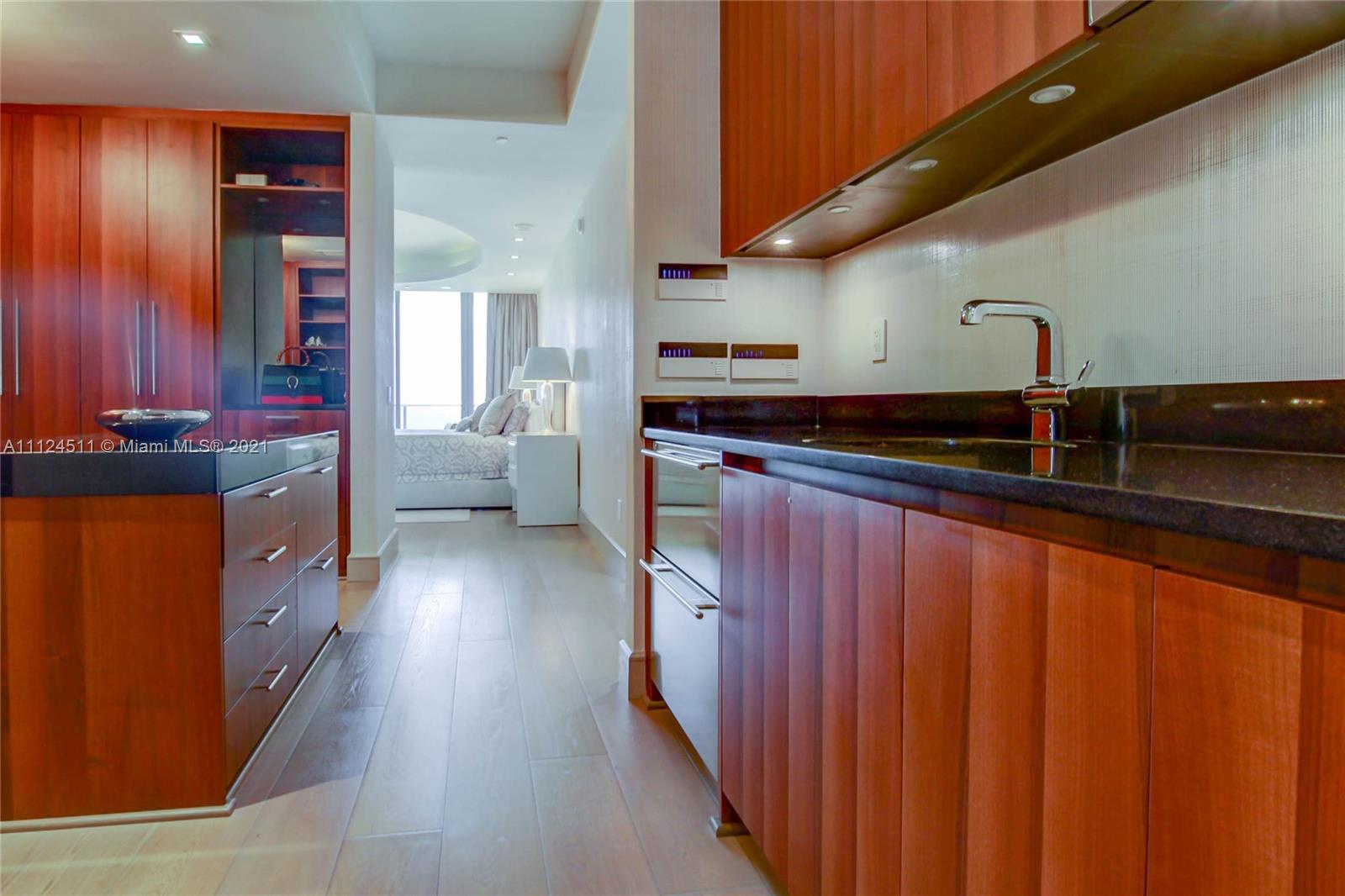 BAL HARBOUR NORTH SOUTH C - Residential