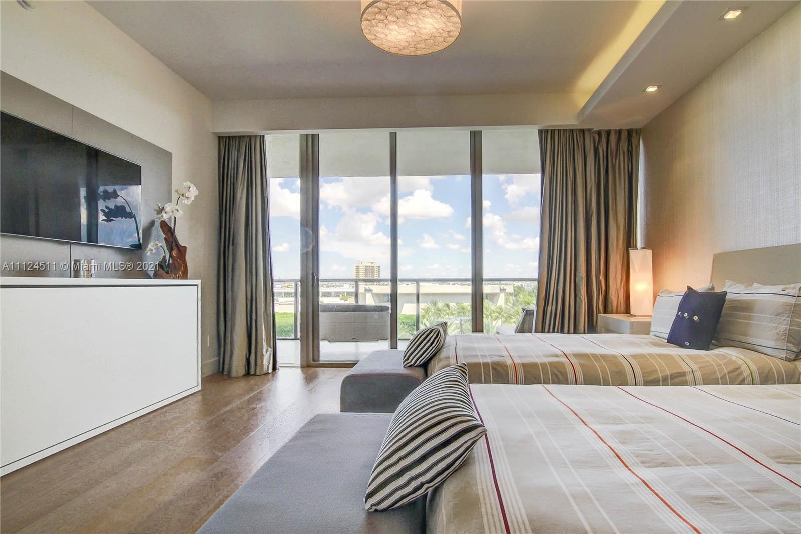 BAL HARBOUR NORTH SOUTH C - Residential