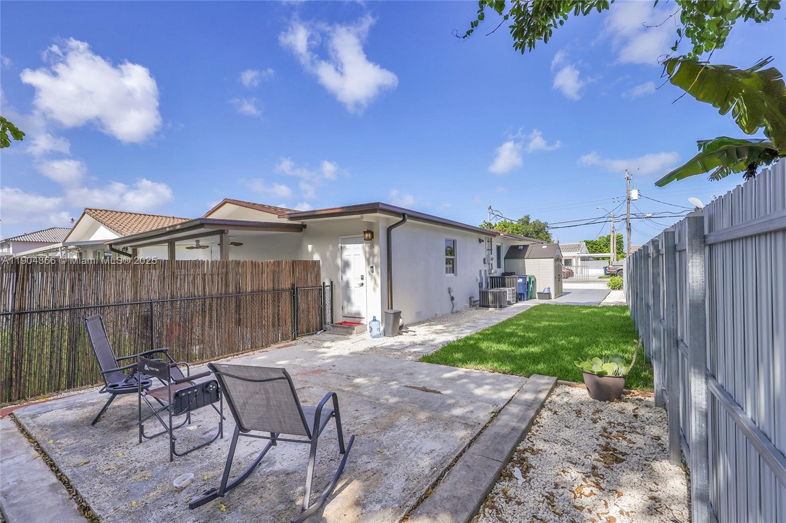 BIRD ROAD HIGHLANDS - Residential Income