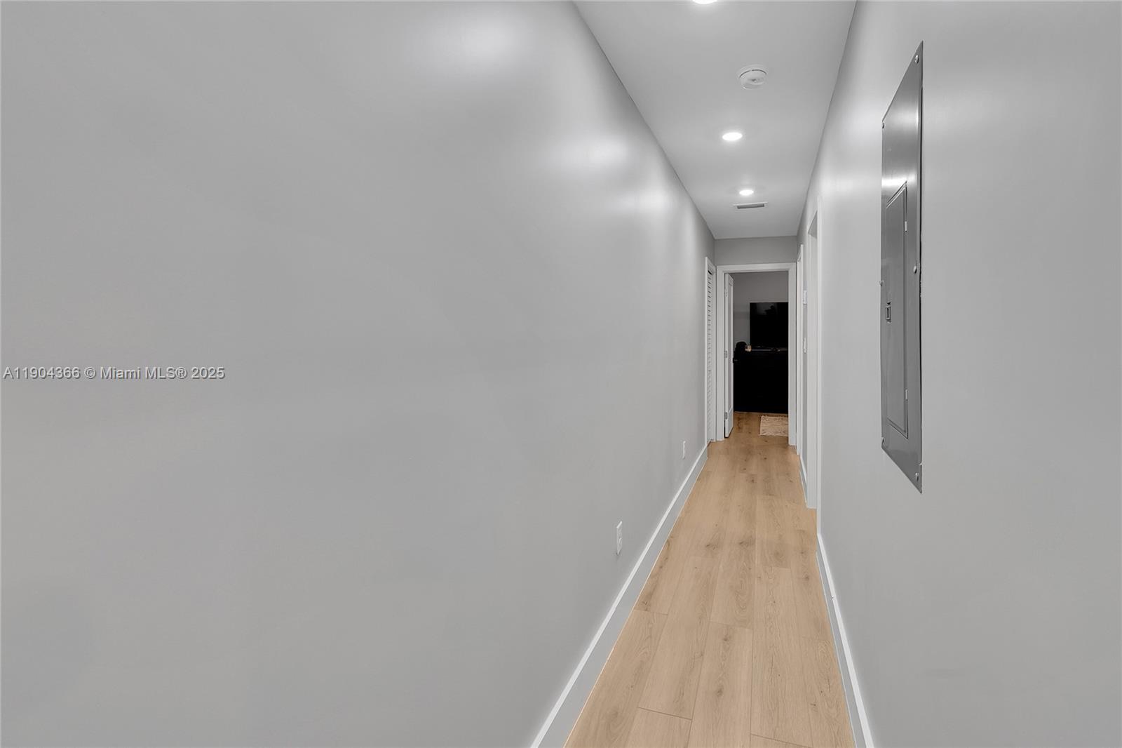 BIRD ROAD HIGHLANDS - Residential Income