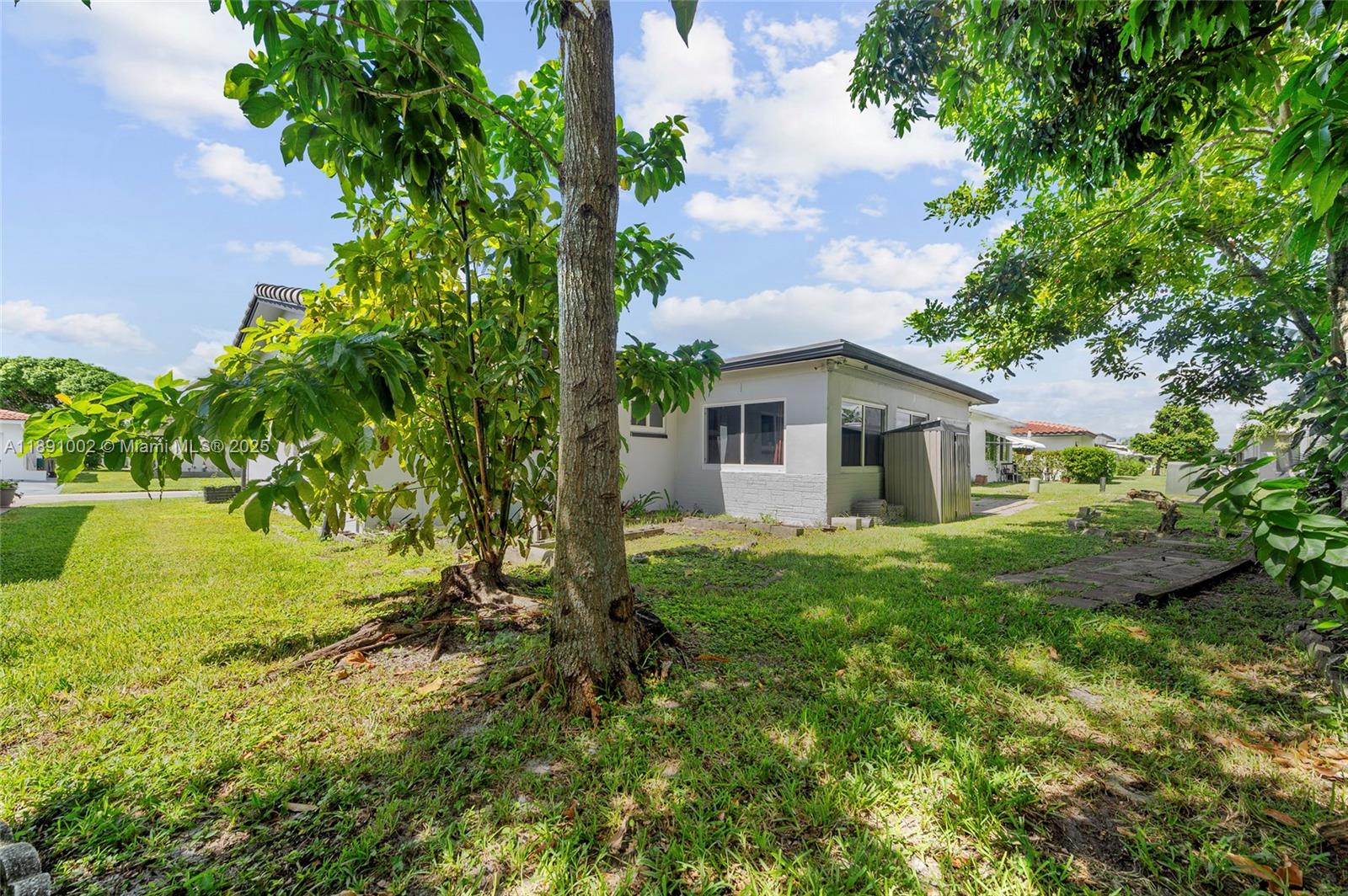 MAINLANDS OF TAMARAC LAKE - Residential