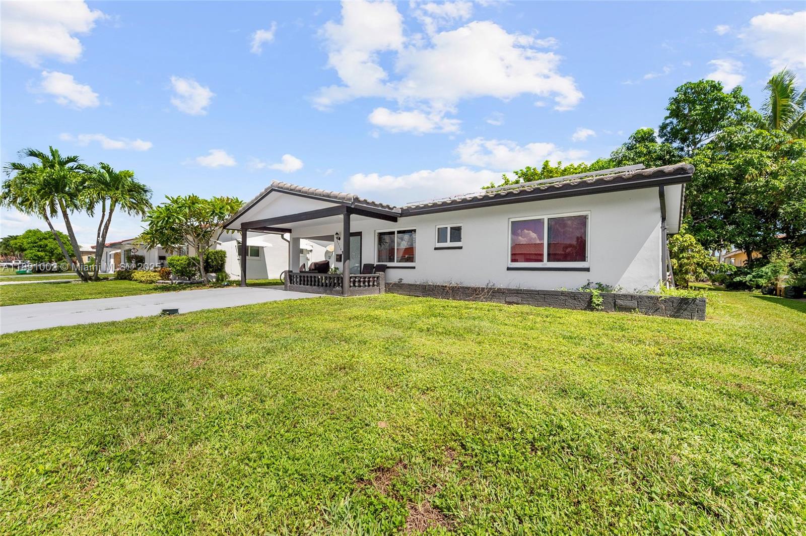 MAINLANDS OF TAMARAC LAKE - Residential