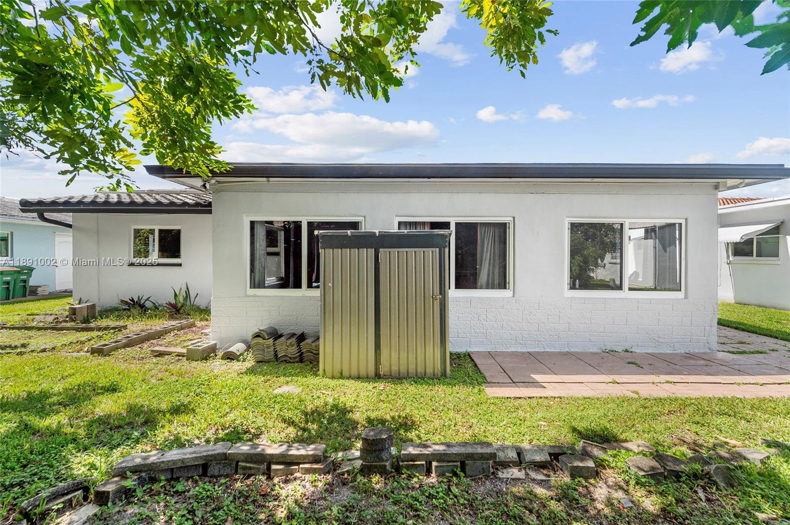MAINLANDS OF TAMARAC LAKE - Residential