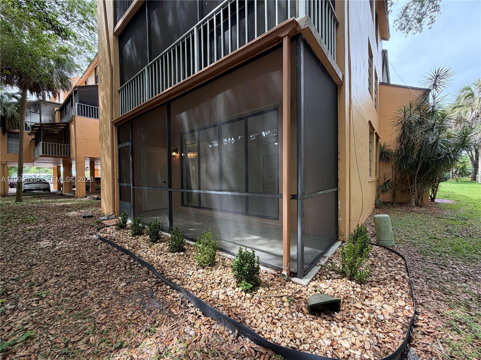 Lago West - Residential Lease