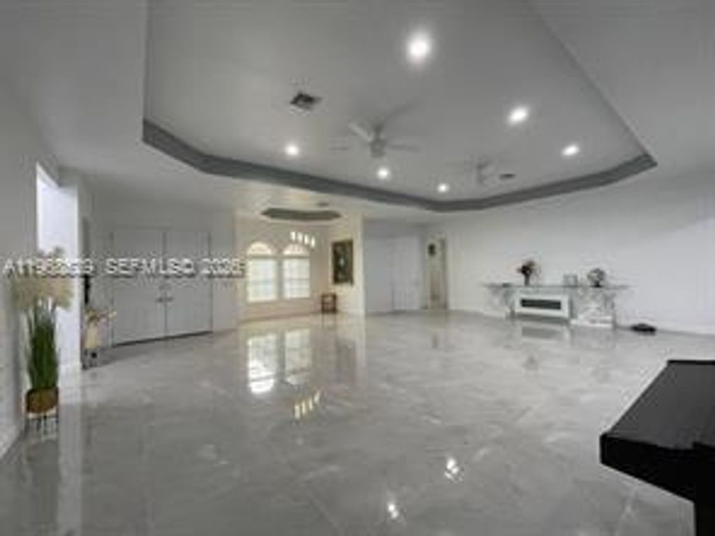 Photo of 1711 SE Airoso Blvd, Port St Lucie, FL 34984 (MLS # A11968529)