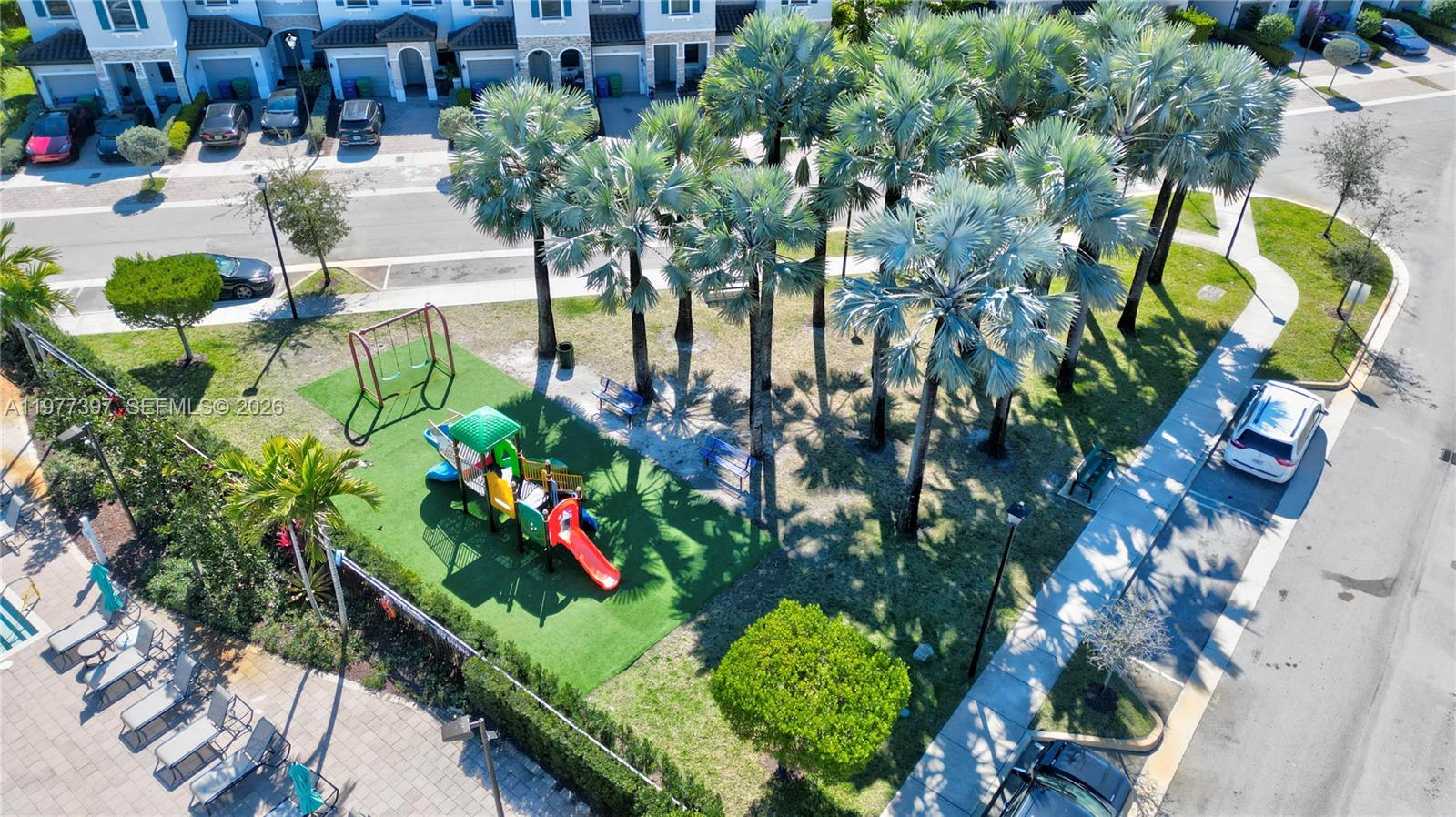 COCO PALM VILLAS - Residential