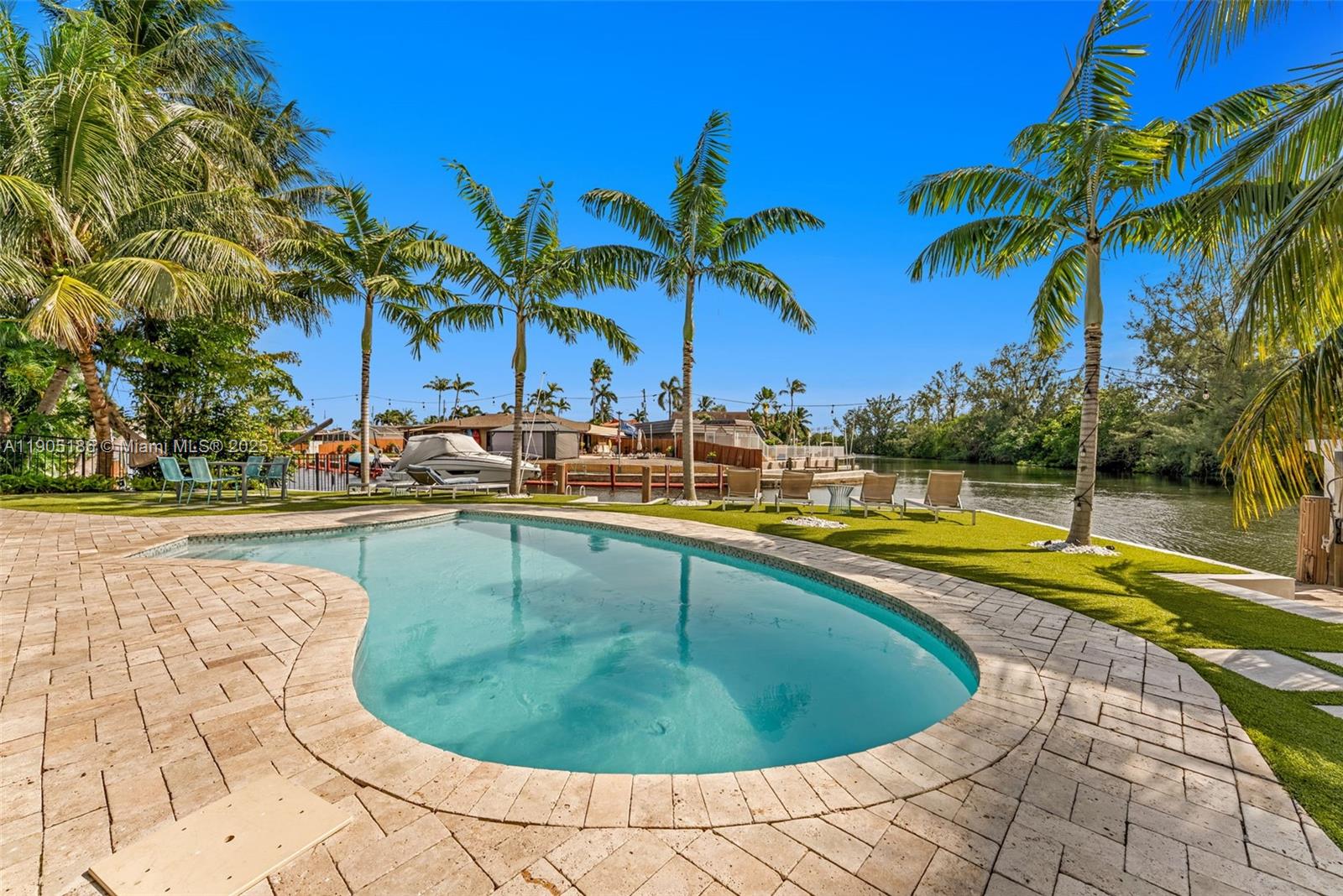 FLORIAN ISLES 2ND SEC - Residential Income