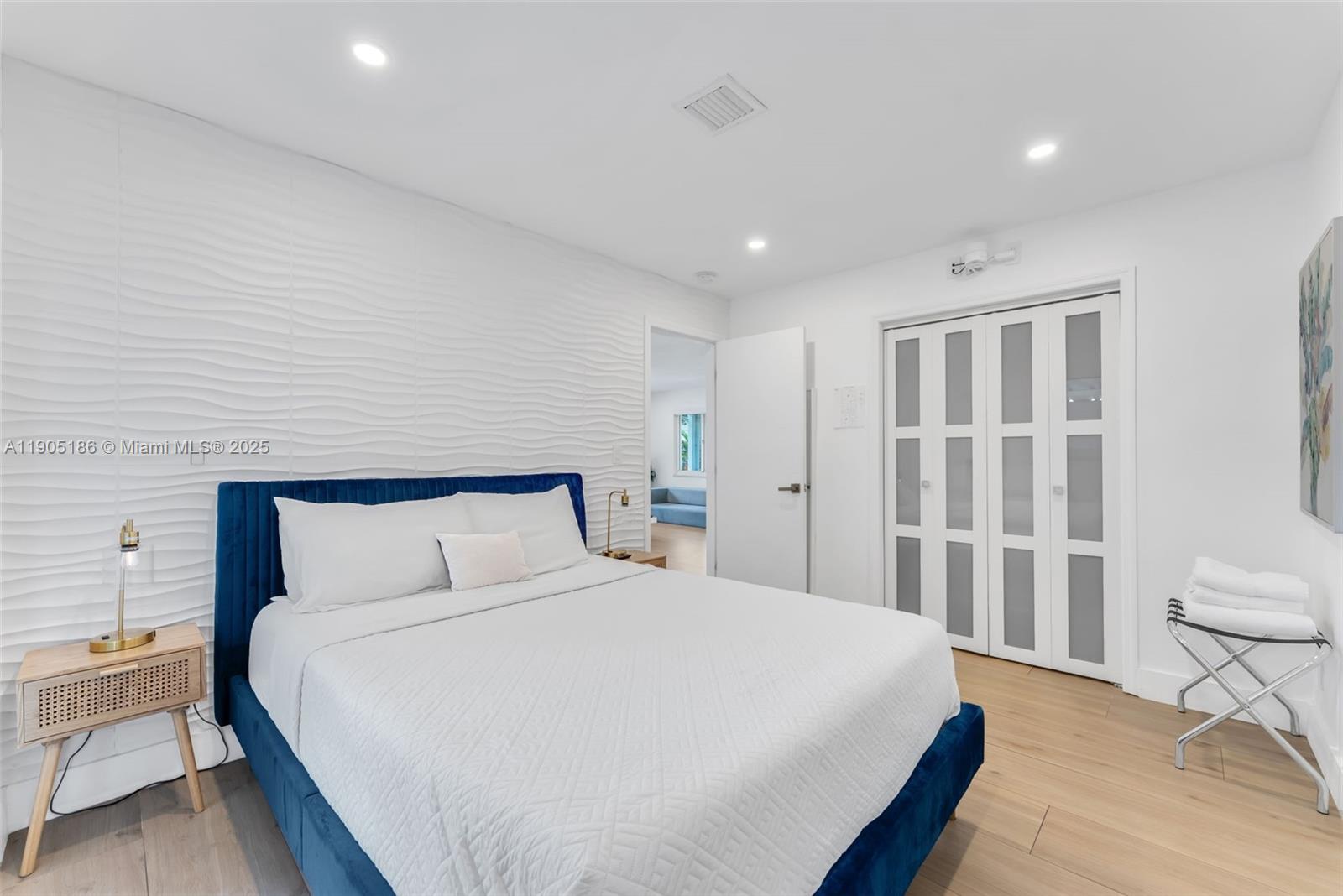 FLORIAN ISLES 2ND SEC - Residential Income