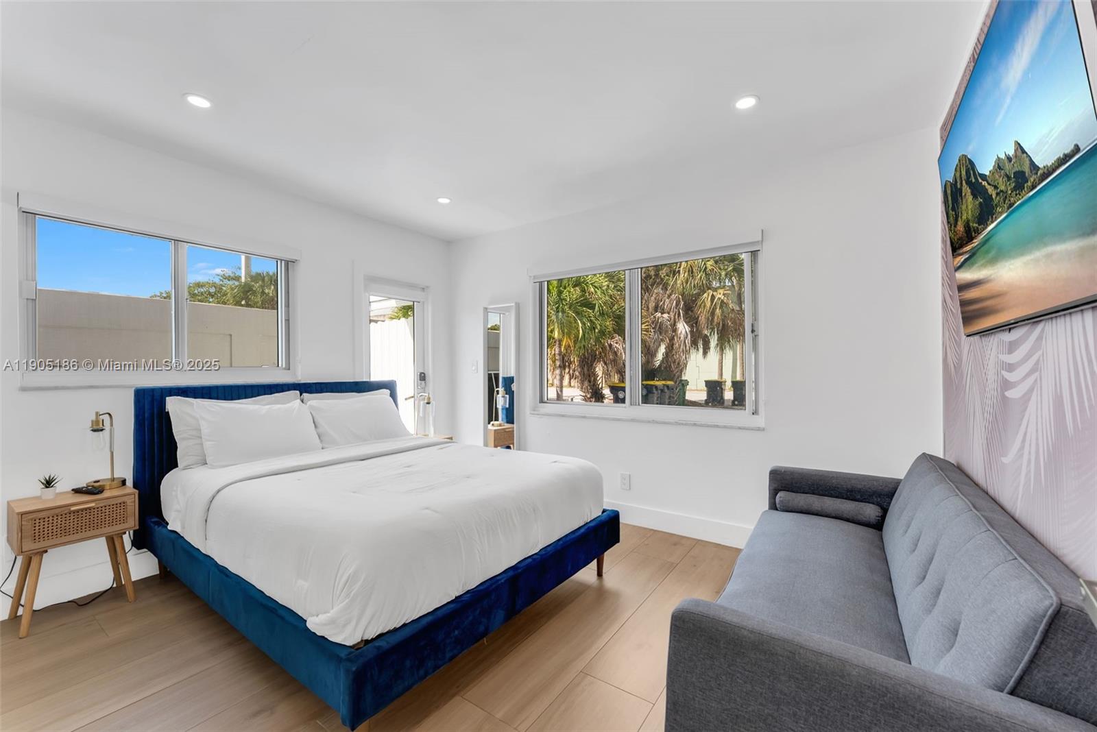 FLORIAN ISLES 2ND SEC - Residential Income