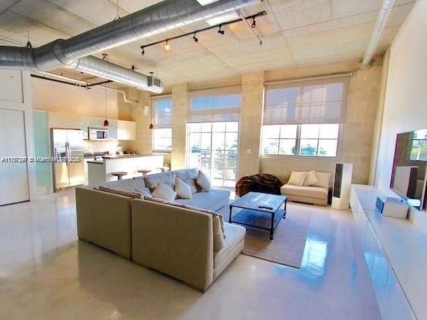 Rental Property at 410 Nw 1st Ave 504, Fort Lauderdale, Broward County, Florida - Bedrooms: 1 
Bathrooms: 1  - $3,400 MO.
