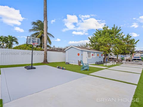 Tiny photo for 3341 NW 20th St, Miami, FL 33142 (MLS # A12076924)