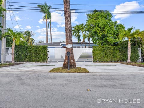 Tiny photo for 3341 NW 20th St, Miami, FL 33142 (MLS # A12076924)